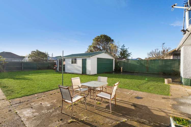10 Carters Road Aranui_16