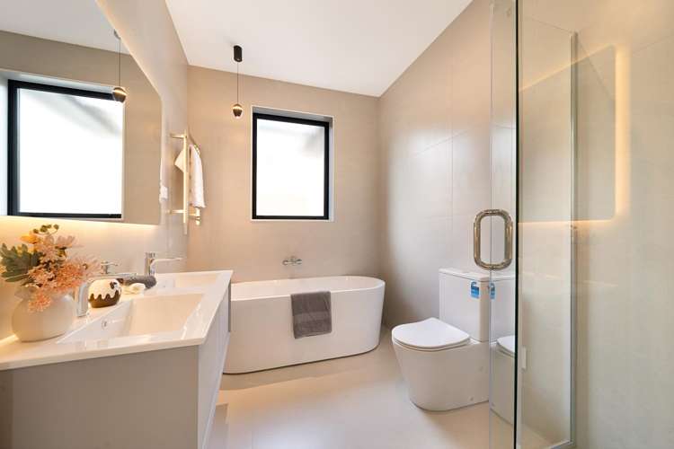 8 Whakairo Crescent Gulf Harbour_17