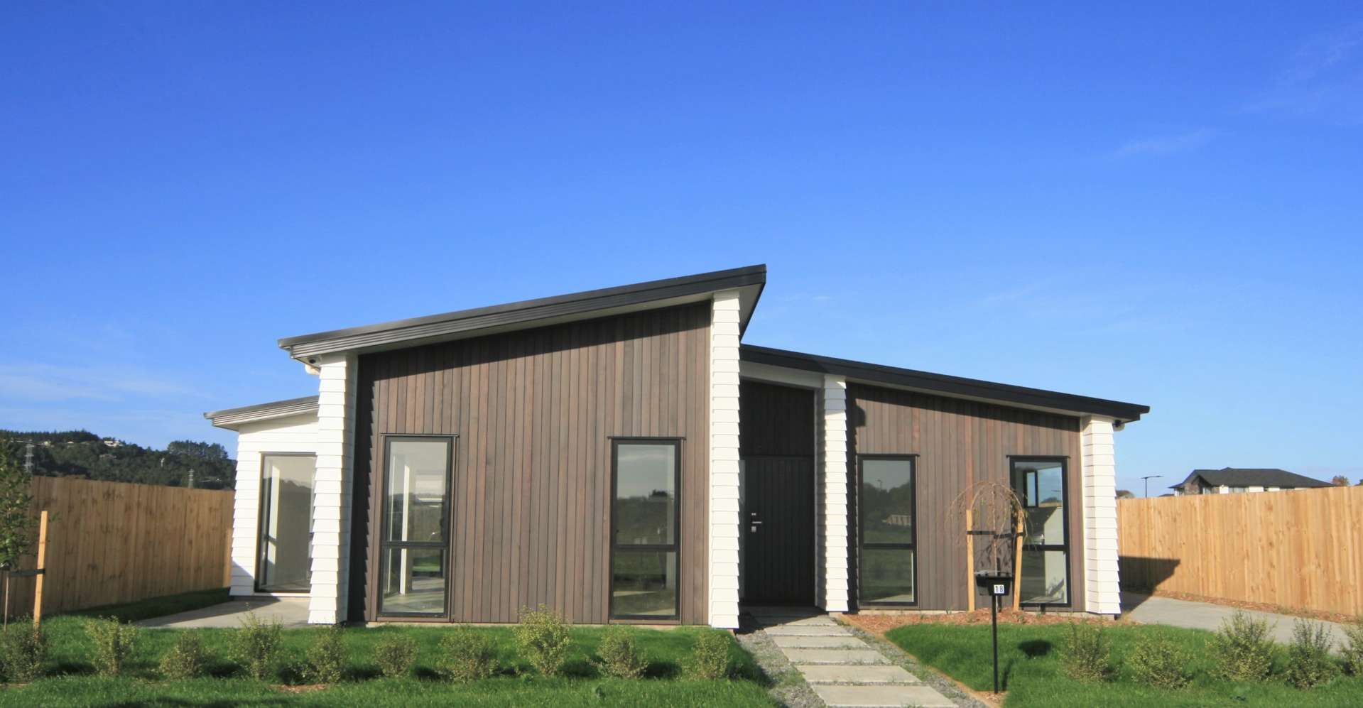 18 Len Ireland Drive Huapai Rodney Houses for Rent One Roof