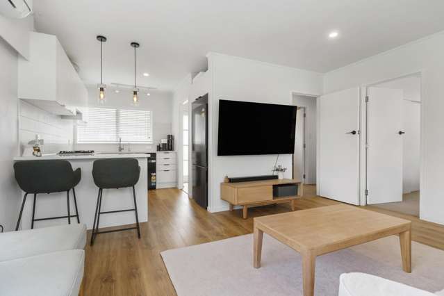 1/17 Woodall Place Totara Vale_3