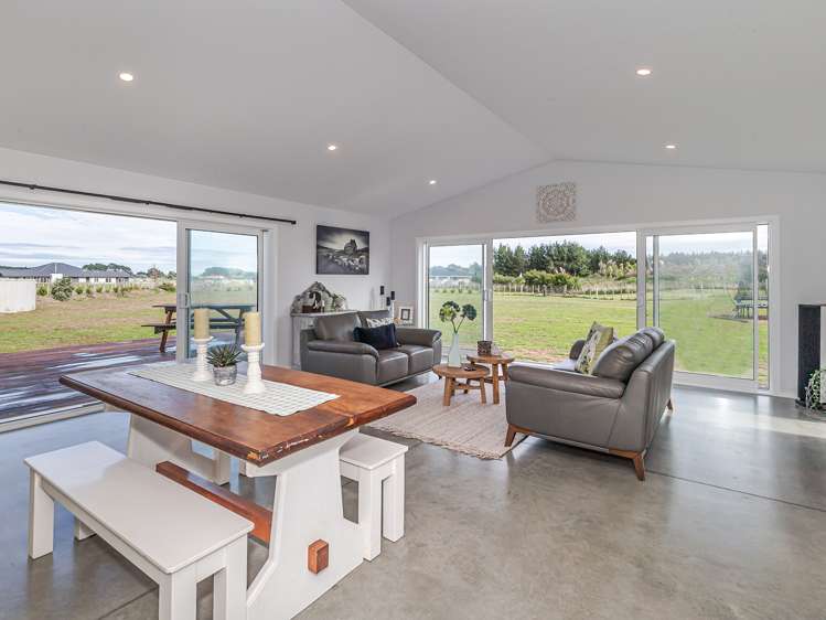 14 Mowhia Grove Waitarere_4