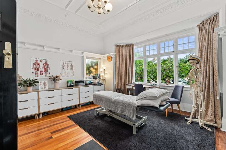 11 Ings Avenue St Clair_25