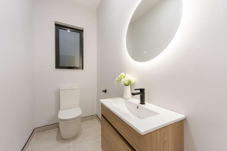 82 Huanui Drive Orewa_11