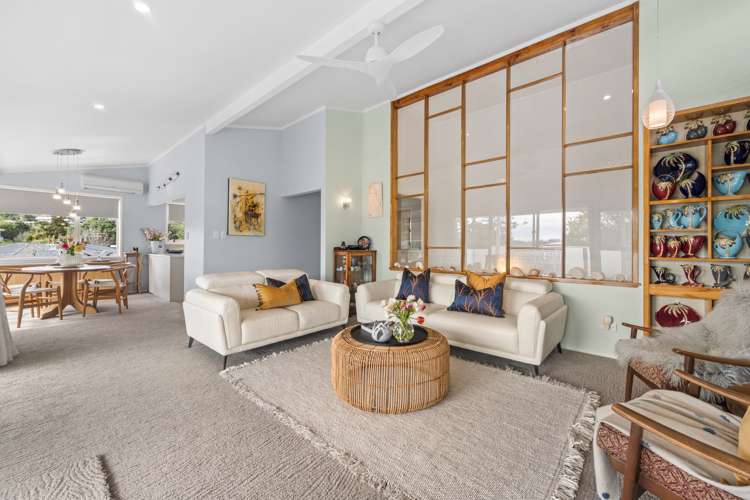 14 Luplau Crescent Cockle Bay_13