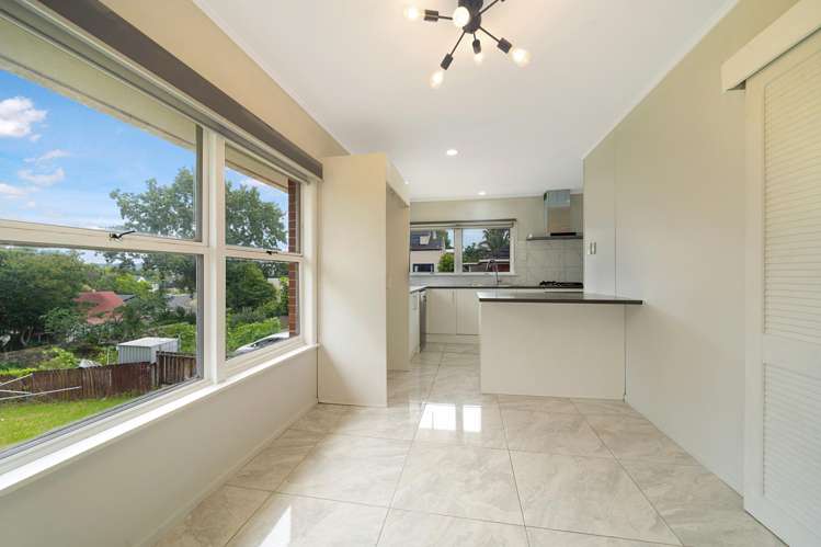 41 Royal Road Massey_33