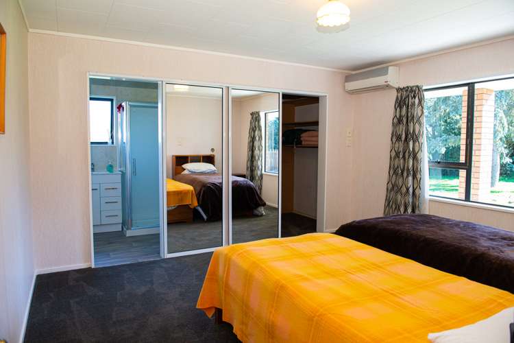 150 Milton Road South Elgin_5