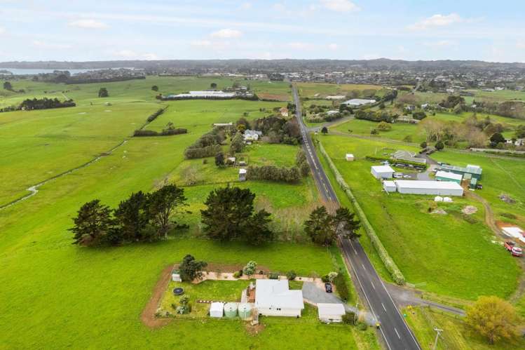 142 Karioitahi Road Waiuku_21