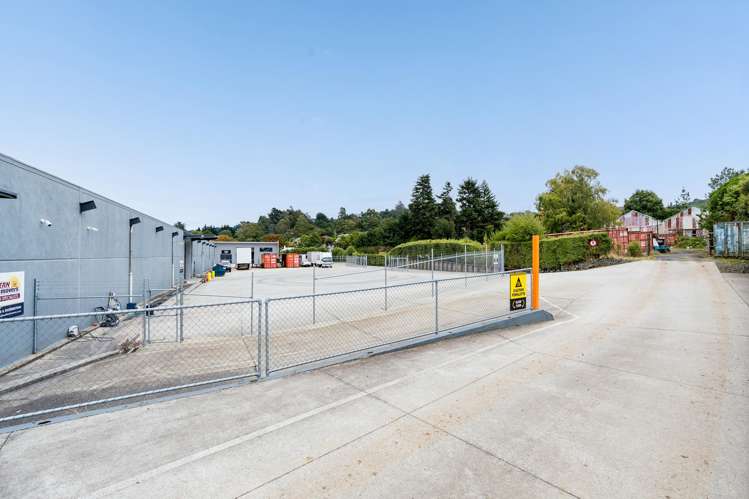 152 & 152B Kaikorai Valley Road Glenross_12