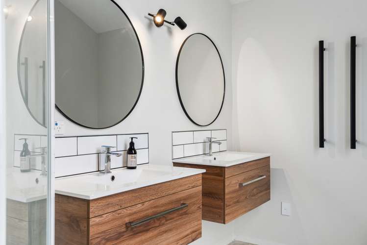 11 Essendon Place Tikitere_9