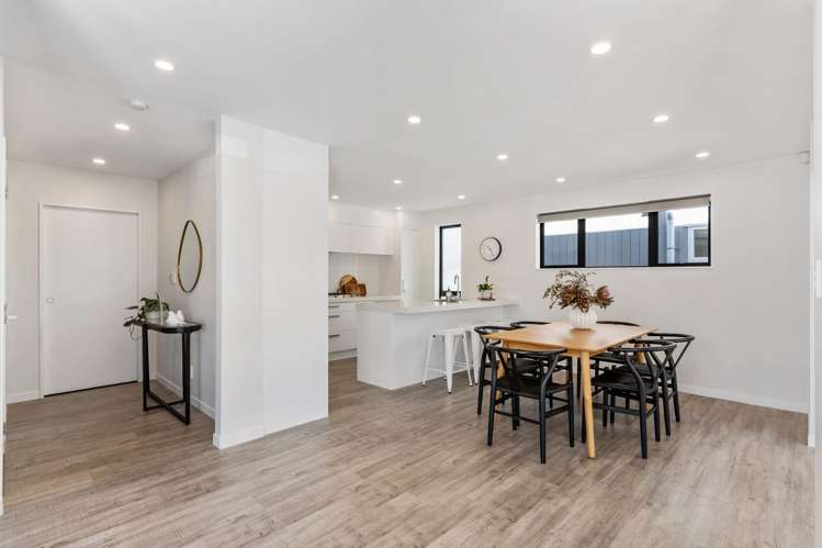 8 Renata Crescent Te Atatu Peninsula_7