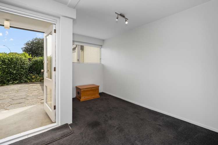 2/24 Fifth Avenue Avenues_16