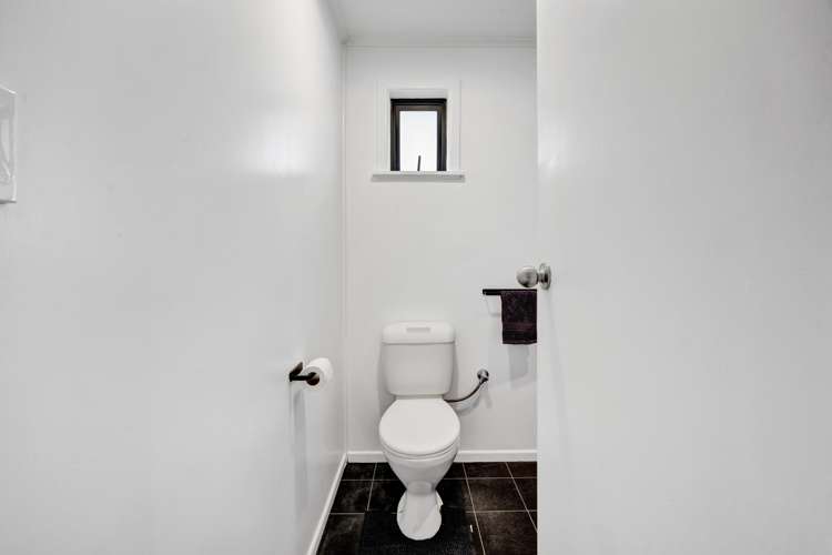 70 Cloten Road Stratford_23