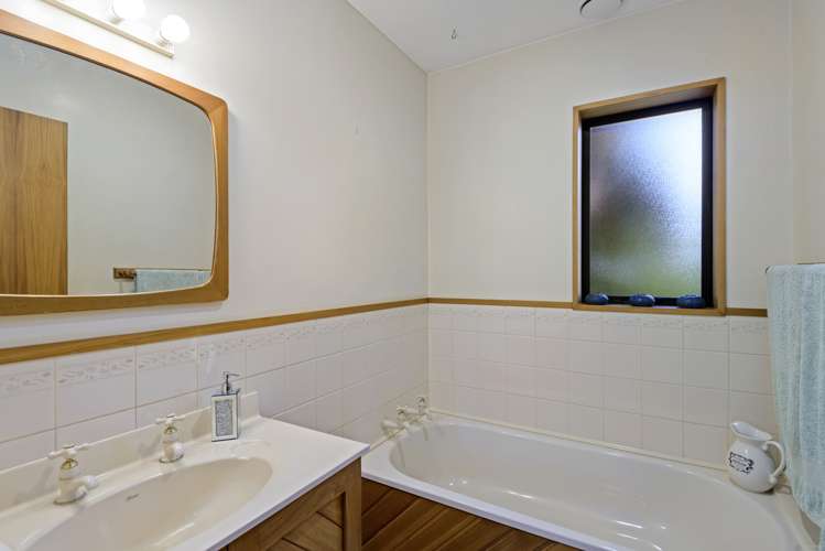 231 Woodend Beach Road Woodend_15