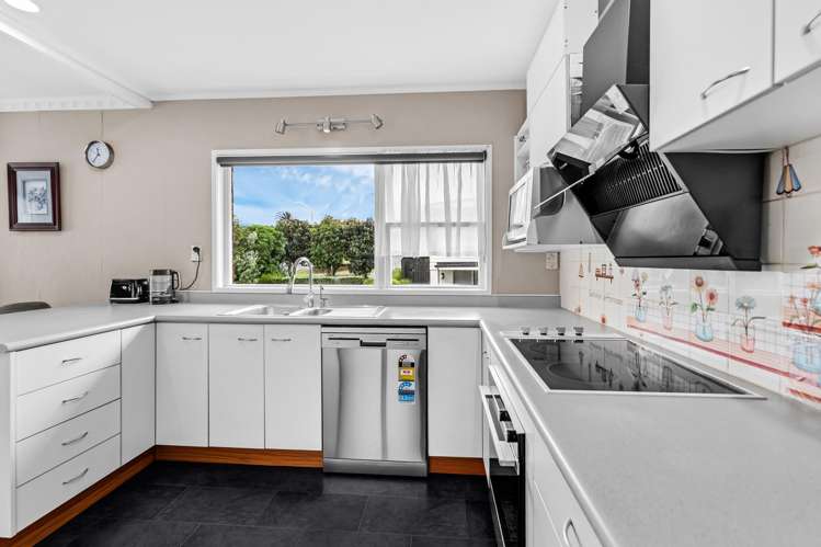 1/59 Glenmore Road Sunnyhills_7
