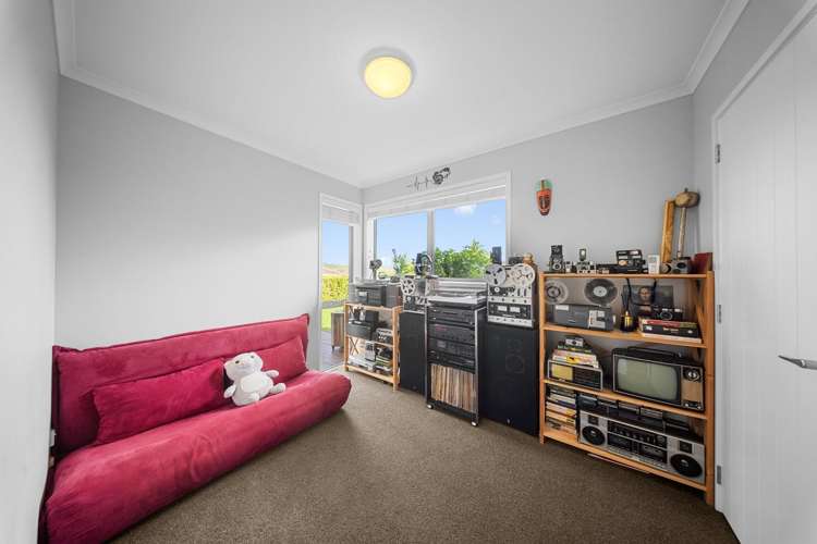 2 Ballintoy Park Drive Welcome Bay_21