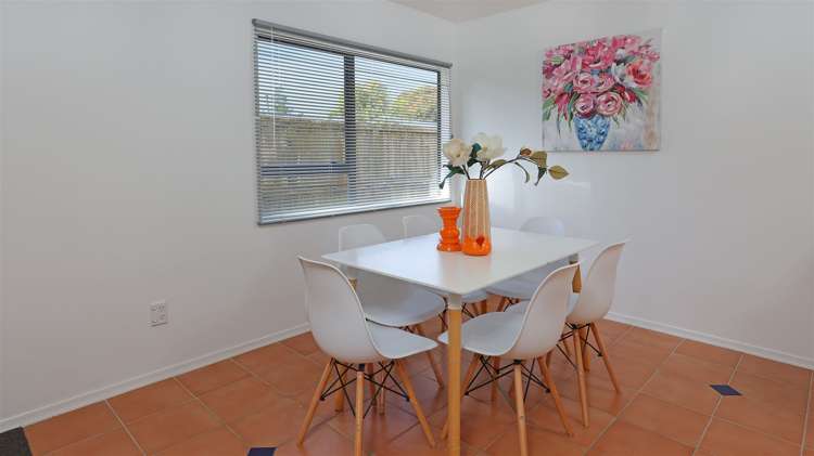 186 Henderson Valley Road Henderson_6