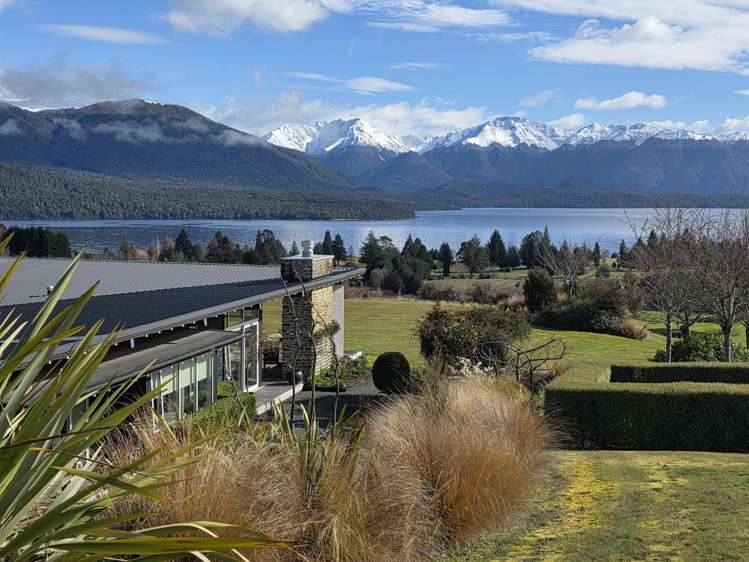 452 Manapouri Te Anau Highway_0
