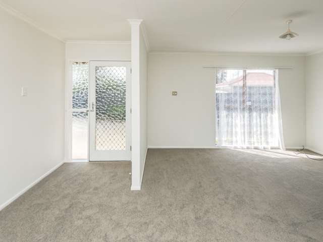 3/30 Oxford Road Springvale_2