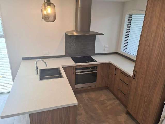 30 Church Square 1380_1