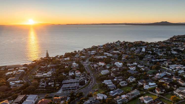 403 Beach Road Mairangi Bay_63