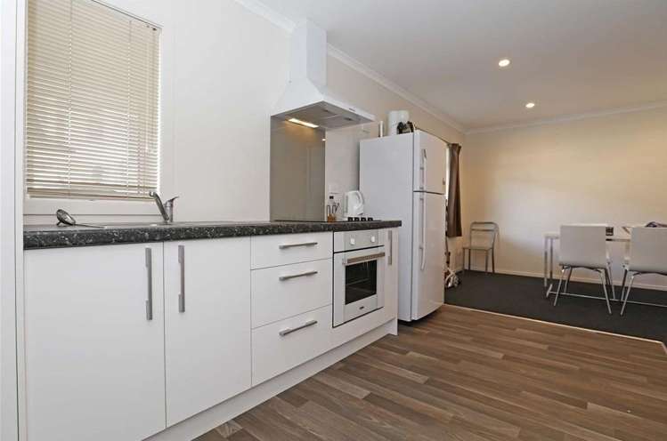 1C/19 Manning Street Hamilton West_5