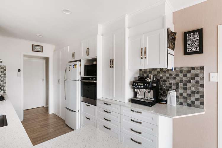 63 Kingswood Road Brookfield_6