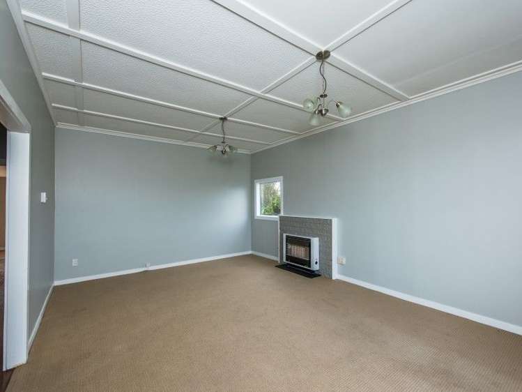 2 Surrey Road Springvale_17