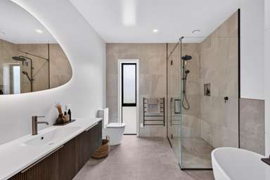 21 Annie Aranui Drive_2