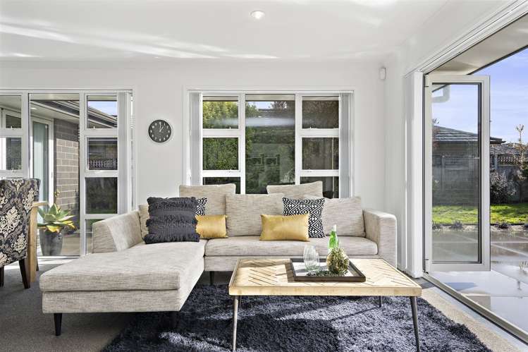 49 West Thompson Street Leamington_9