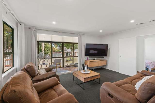 24 Pukeroa Place Papakura_1