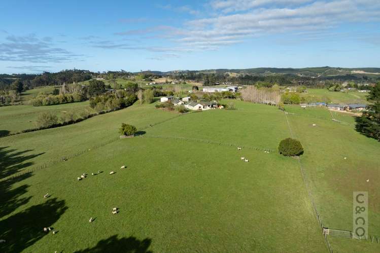 1224 State Highway 16 Waimauku_47