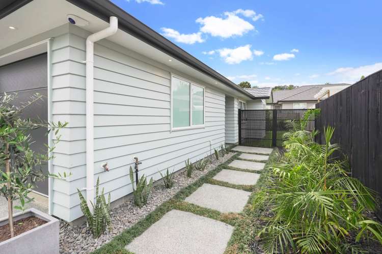 11 Weka Close Red Beach_17