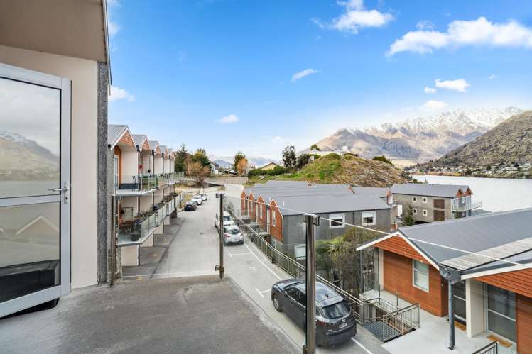 5a/643 Frankton Road Queenstown_10