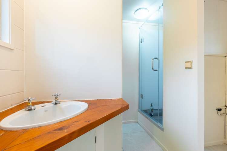 2/90 Browns Bay Road Rothesay Bay_22