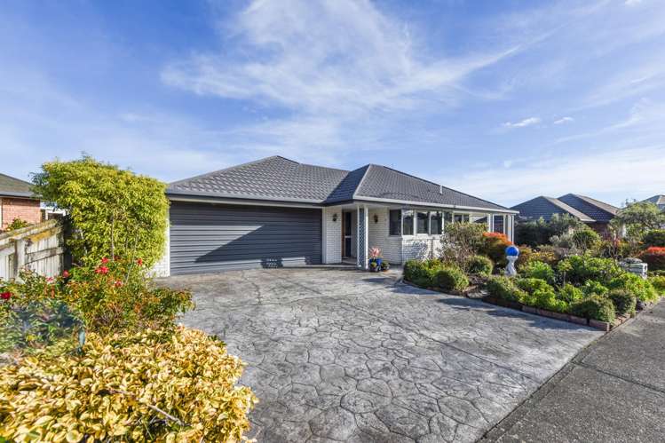 19 Stead Crescent Stoke_1