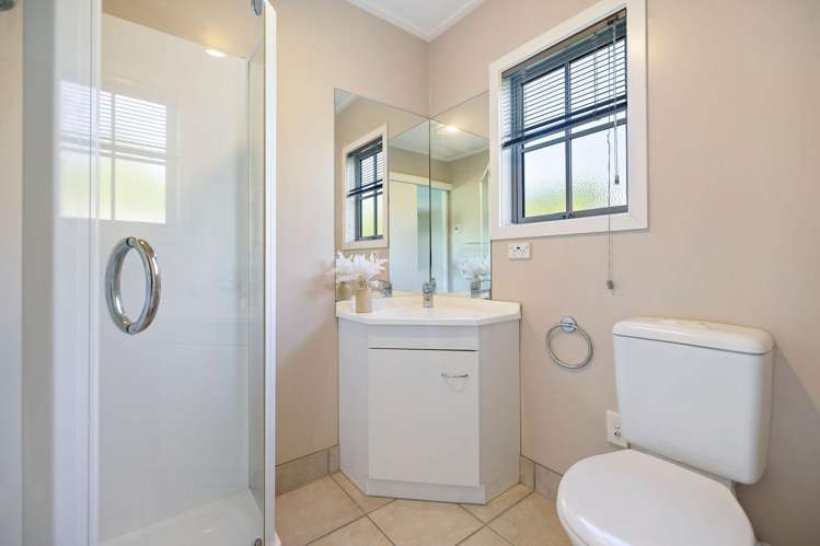 9 Innes Place Arrowtown_20