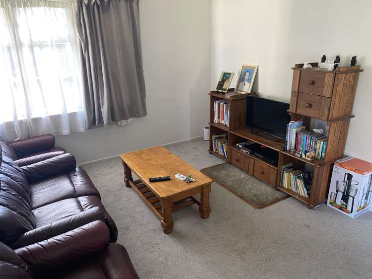 10 Pukemiro Road Te Kamo_1