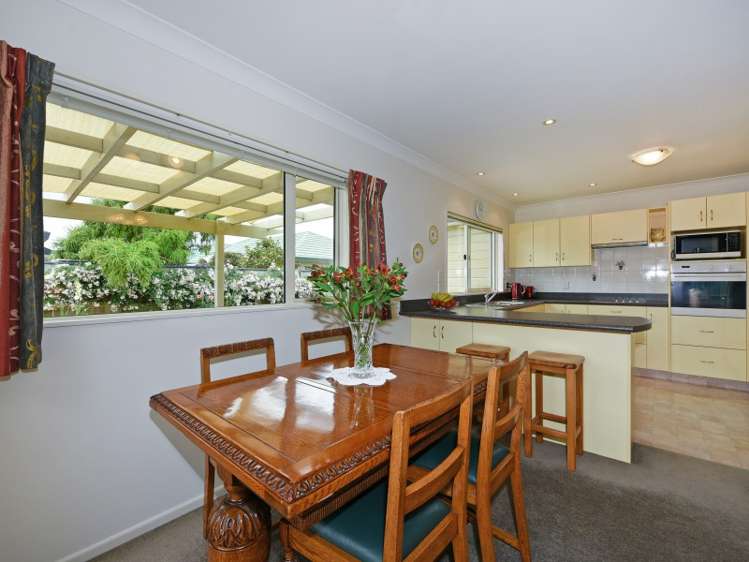 15 Messines Avenue Trentham_5