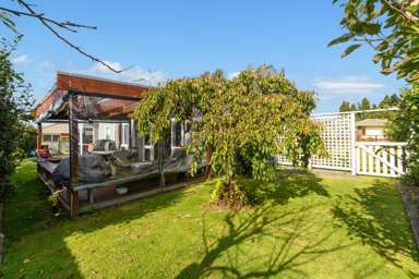 52 Stephens Place_4