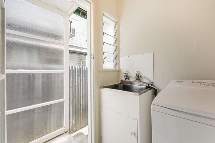 2/205 Nile Street East Maitai Valley_11