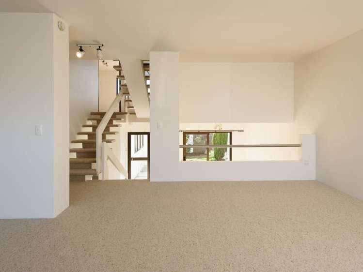 16 Tamahine Street Maupuia_3