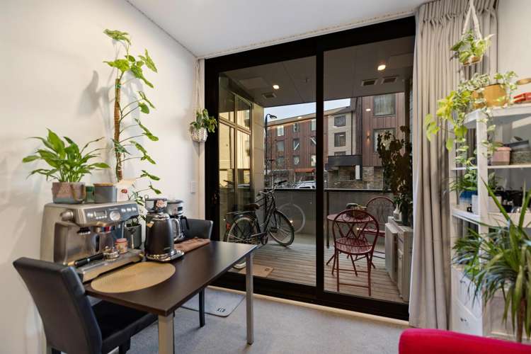 Unit 009, 30 Red Oaks Drive_5