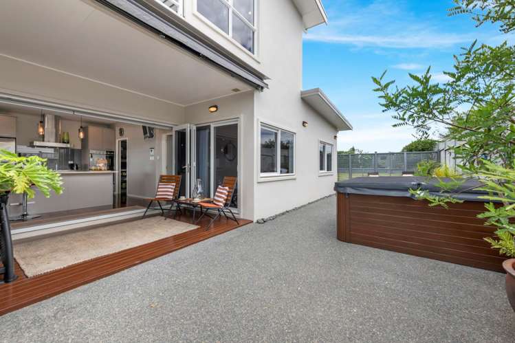 12 Columbia Crescent Beachlands_21