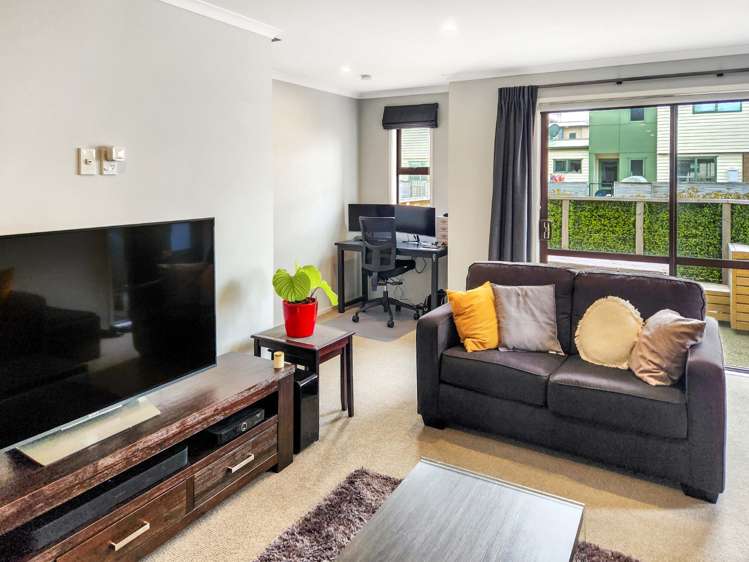 20 Latimer Way Petone_8