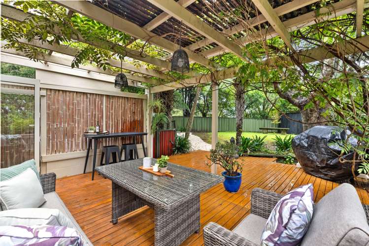 222 Godley Road Titirangi_16