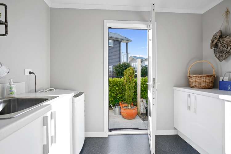 46 Plescher Crescent Leamington_22