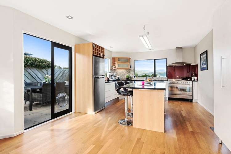 82 Redvers Drive Belmont_5