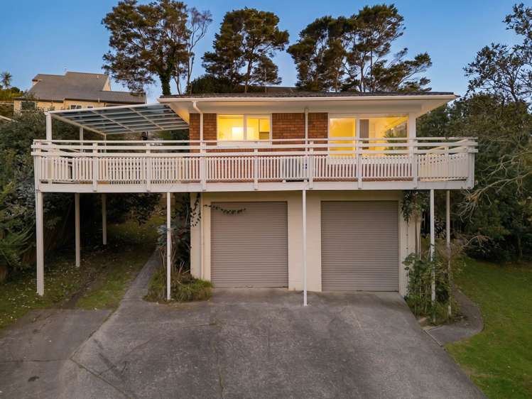 1/55 Ayton Drive Totara Vale_13