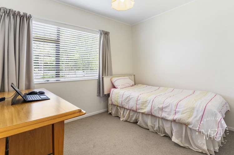 35 Carnoustie Drive Wattle Downs_11