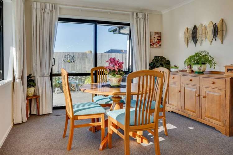 36 Ara Drive Redwoodtown_7